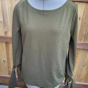 ANN TAYLOR Women long sleeve knit top SMALL